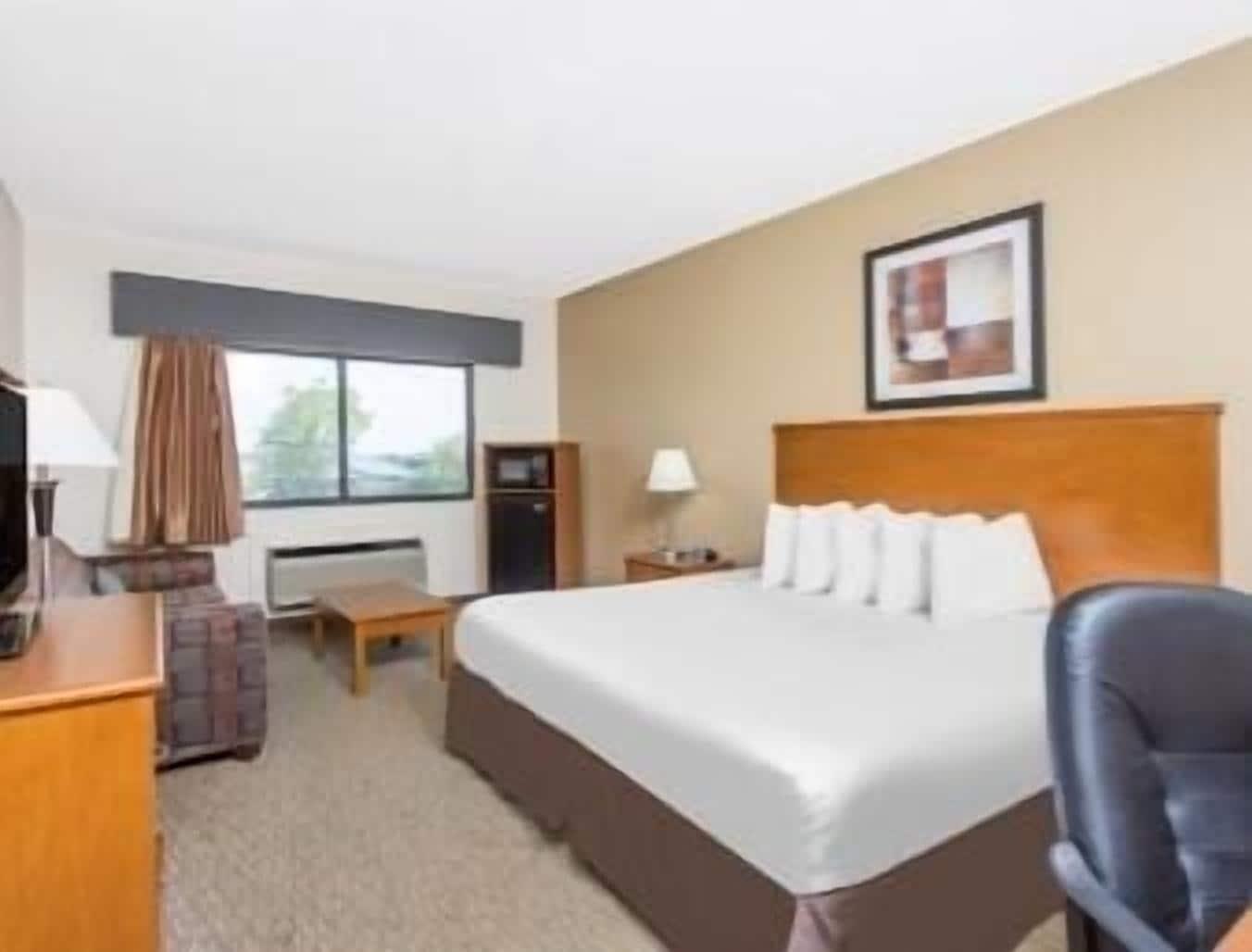 Days Inn By Wyndham Phenix City Near Fort Moore Eksteriør bilde