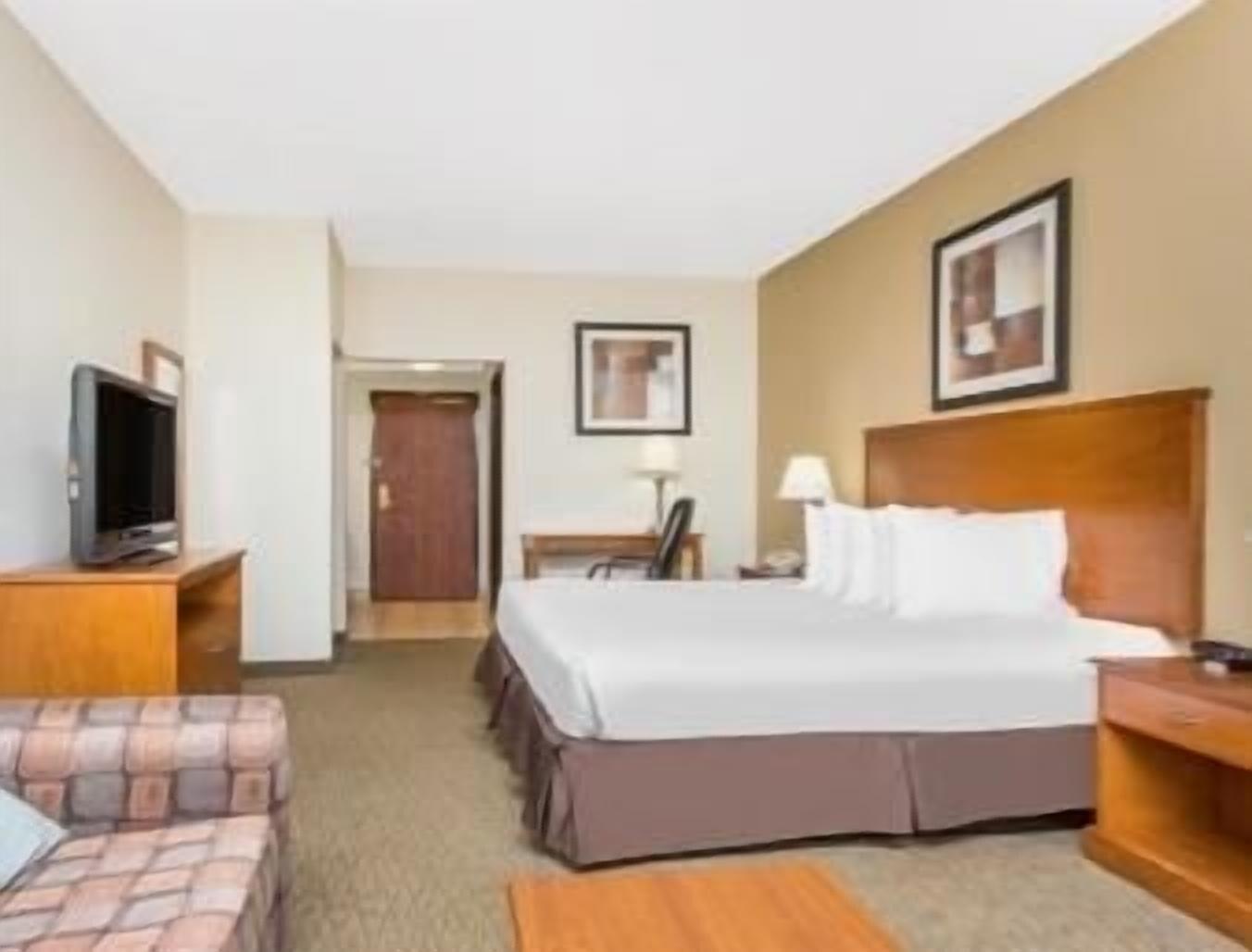 Days Inn By Wyndham Phenix City Near Fort Moore Eksteriør bilde