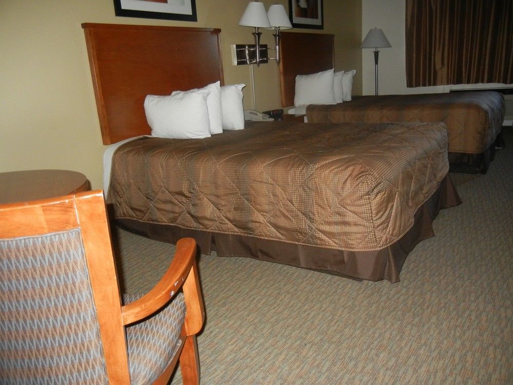 Days Inn By Wyndham Phenix City Near Fort Moore Eksteriør bilde